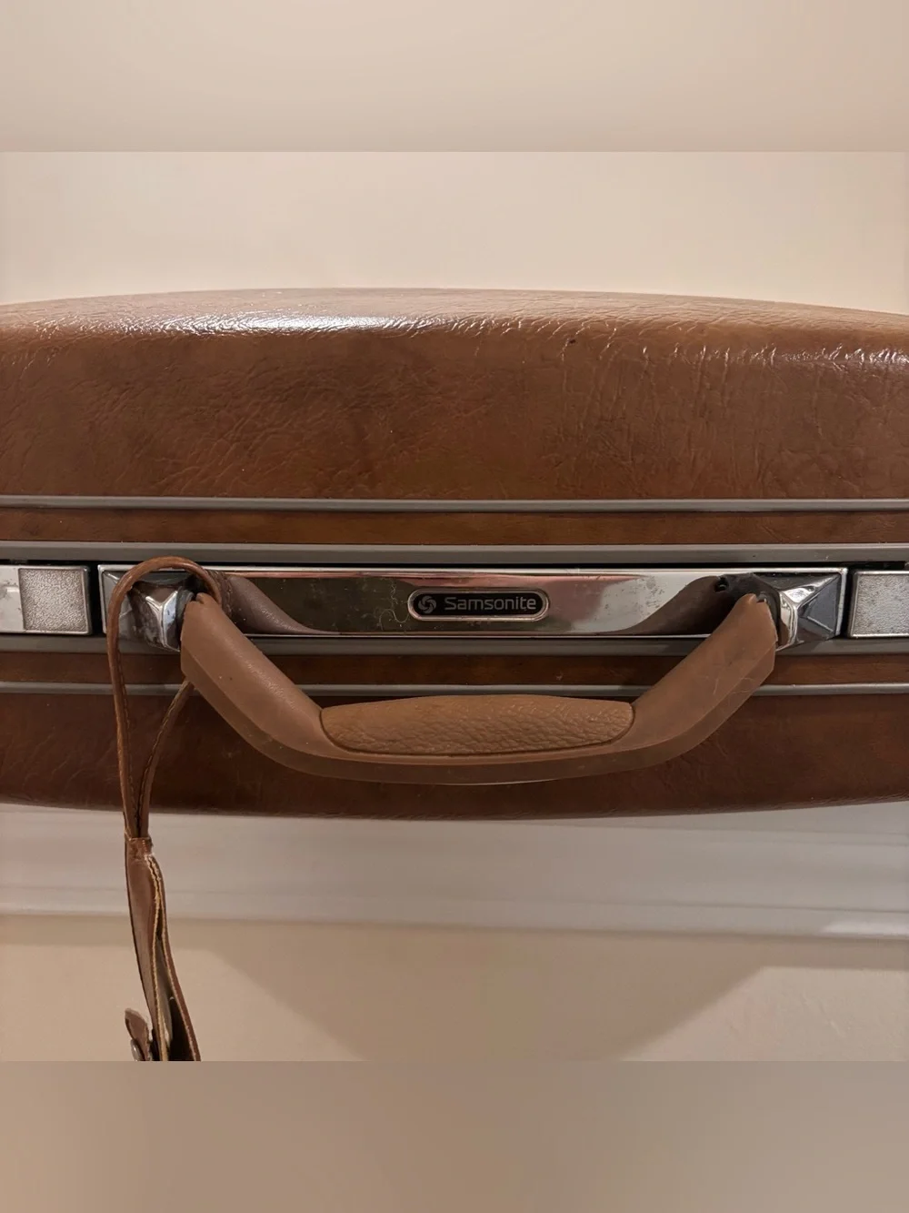 SAMSONITE HARD SHELL PLASTIC SUITCASE LUGGAGE RARE VINTAGE BROWN